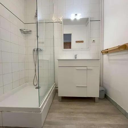 Apartamento Rénové Contemporain à - 4 Pers - Fr-1-637-96